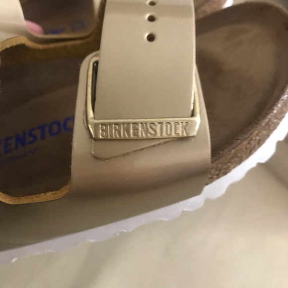 Birkenstock sz 39(8-8.5US) - Picture 8 of 8
